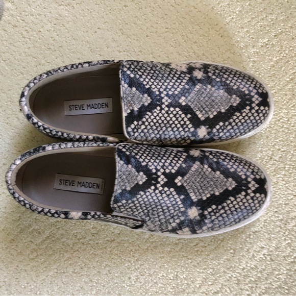 Steve Madden Gills reptile pattern slip-on sneaker - Picture 1 of 7